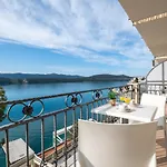 Nova Neum
