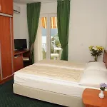 Nova 4* Neum