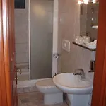 Nova 4*