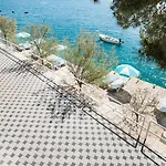 Nova Hotel