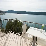 Nova Neum